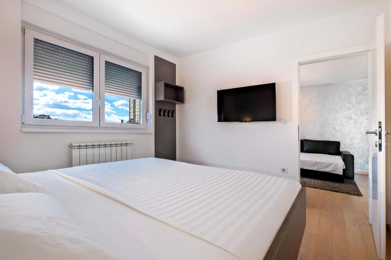 Apartment Zagreb, 0-24, Self Service Check-In, Free Parking Exterior photo