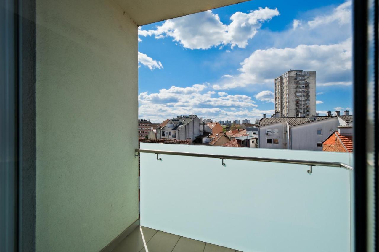 Apartment Zagreb, 0-24, Self Service Check-In, Free Parking Exterior photo